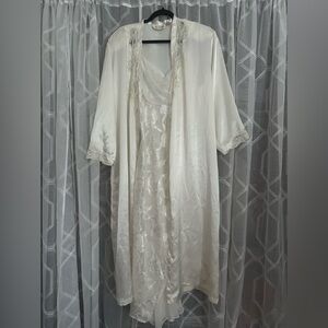 Vintage Victoria's Secret Gold Label Cream Lace Robe & Slip Set